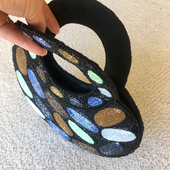 Hand beaded purse - Picture 4 of 4